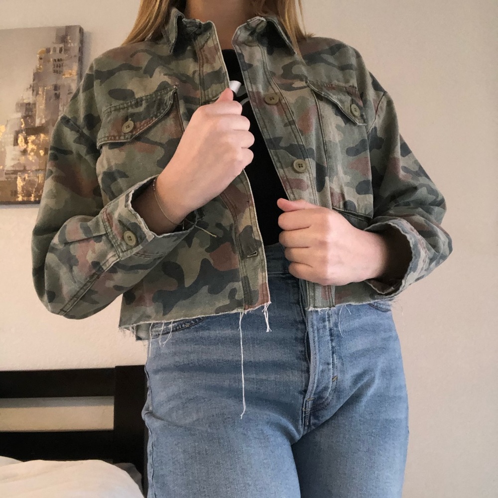 Signature 8 camouflage jean jacket